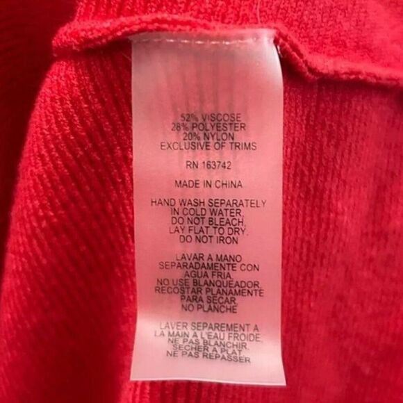 Liv Milano Red Holiday Embellished Sweater Rhinestone Pearl Snowflakes Sz S NWT - Picture 8 of 11